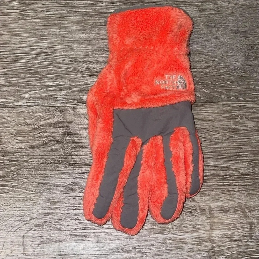 The North Face Women’s Osito Gloves orange small